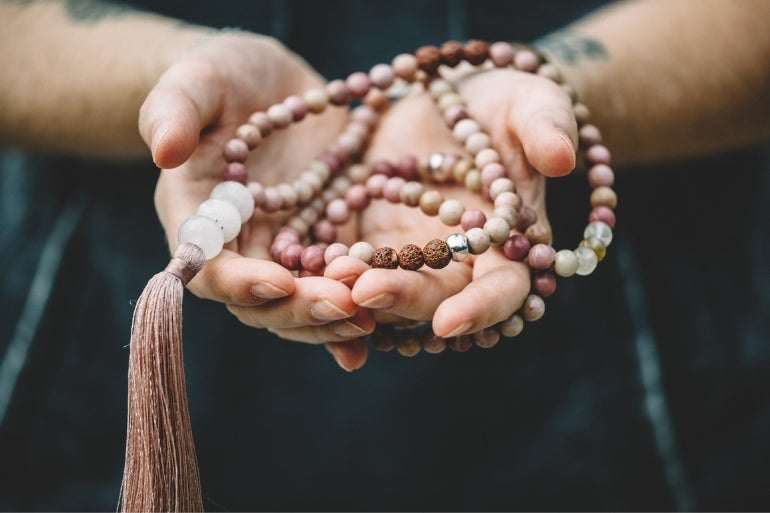 How to Use Mala Beads for Meditation