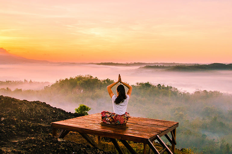 Rise with the Sun: A Pre-Sunrise Meditation