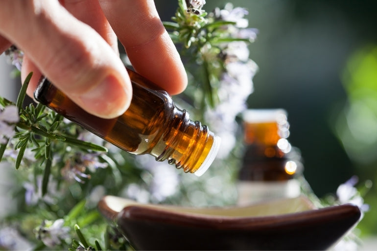 8 Essential Oils Perfect for Anxiety